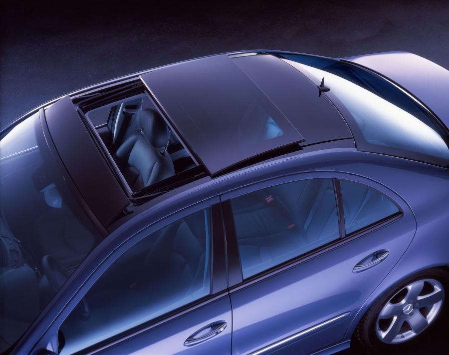  Mercedes-Benz E-Class 2002 года  (фото 423 из 448)